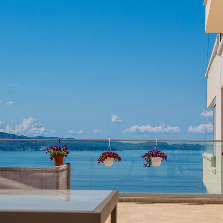 Luxury Sea View Apartaments ซารานเดอ ภายนอก รูปภาพ